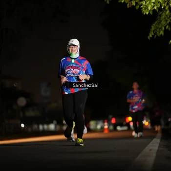 Runner Photo 6062088
