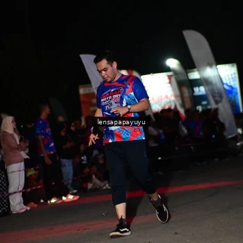 Runner Photo 6062093