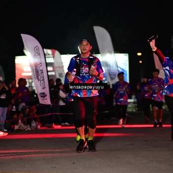 Runner Photo 6062129