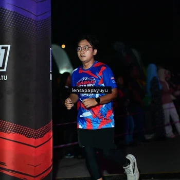 Runner Photo 6062151