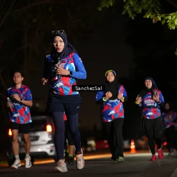 Runner Photo 6062198