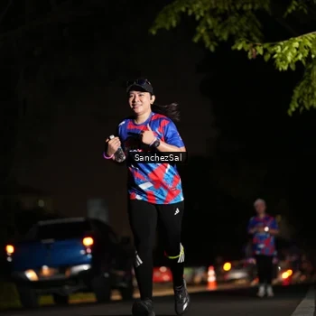 Runner Photo 6062211