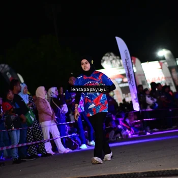 Runner Photo 6062230