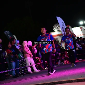 Runner Photo 6062241