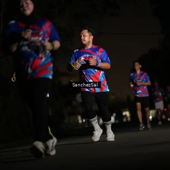 Runner Photo 6062326