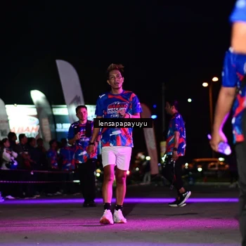 Runner Photo 6062328