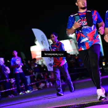 Runner Photo 6062362