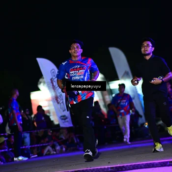 Runner Photo 6062381
