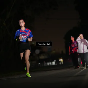 Runner Photo 6062400