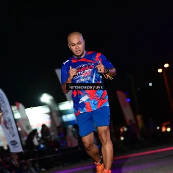 Runner Photo 6062427