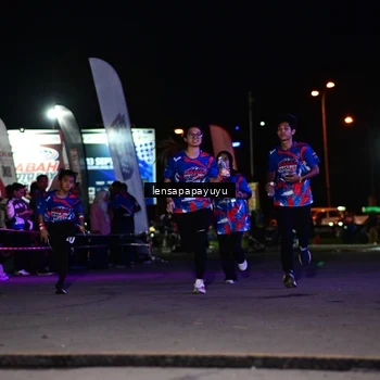 Runner Photo 6062433