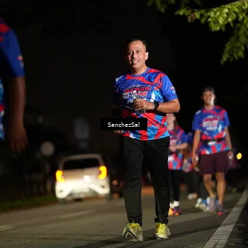 Runner Photo 6062440