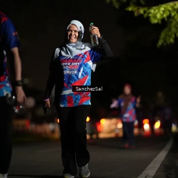 Runner Photo 6062466