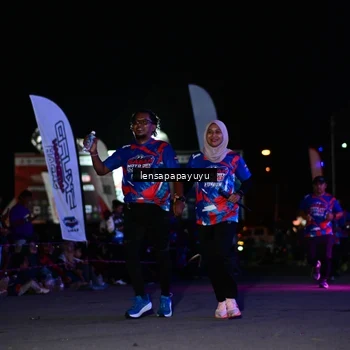 Runner Photo 6062487