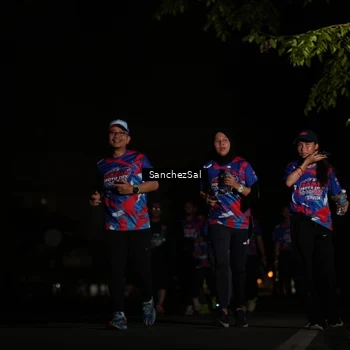 Runner Photo 6062556