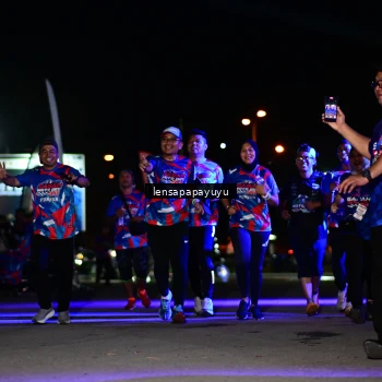 Runner Photo 6062641