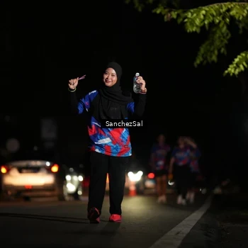 Runner Photo 6062676