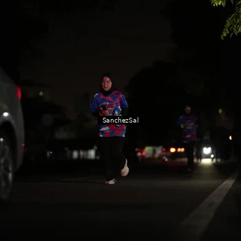 Runner Photo 6062875