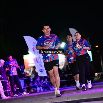 Runner Photo 6062997