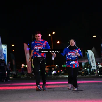 Runner Photo 6063024