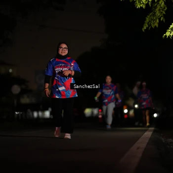 Runner Photo 6063025
