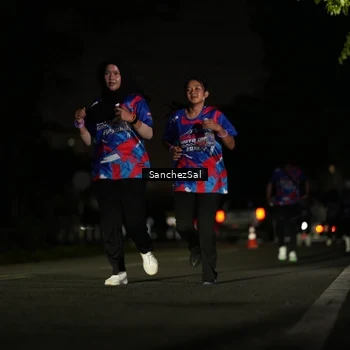 Runner Photo 6063029