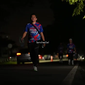 Runner Photo 6063046
