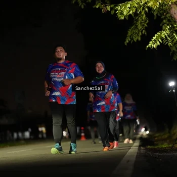 Runner Photo 6063055