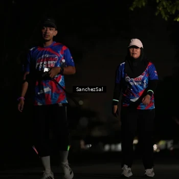 Runner Photo 6063084