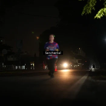 Runner Photo 6063093