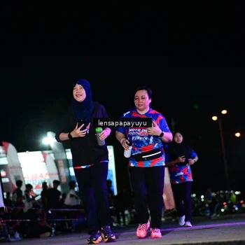 Runner Photo 6063133