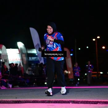 Runner Photo 6063164