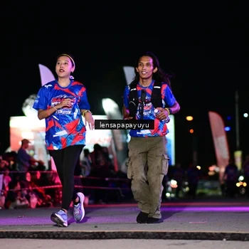 Runner Photo 6063186