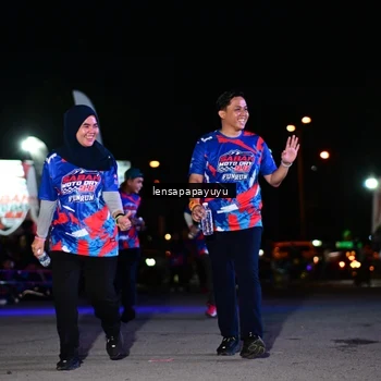 Runner Photo 6063196