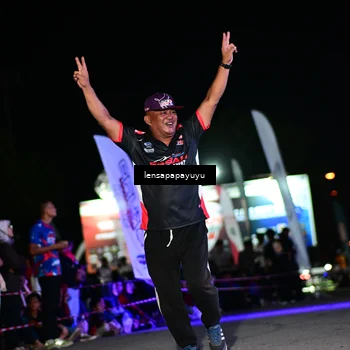 Runner Photo 6063244