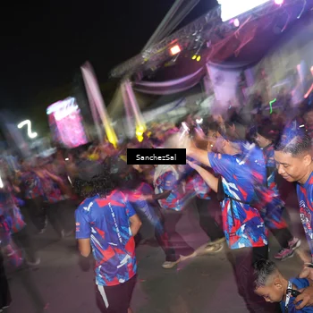 Runner Photo 6063348