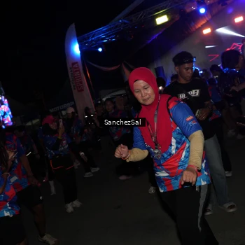 Runner Photo 6063384