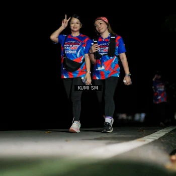 Runner Photo 6063691