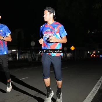 Runner Photo 6063937