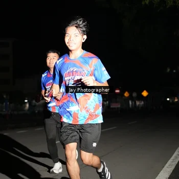 Runner Photo 6063940
