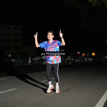 Runner Photo 6063942