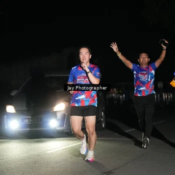 Runner Photo 6063943