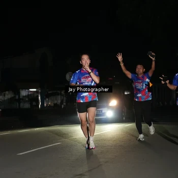 Runner Photo 6063945