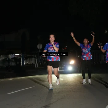 Runner Photo 6063947