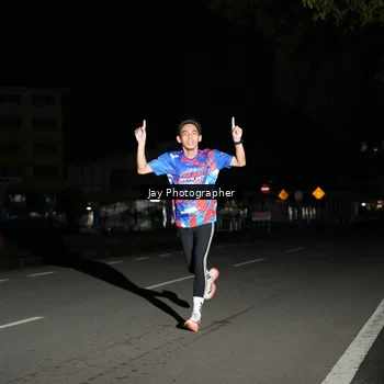 Runner Photo 6063957