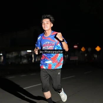 Runner Photo 6063972