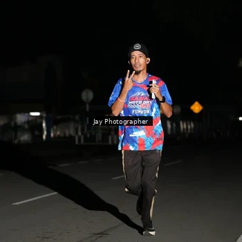 Runner Photo 6063976
