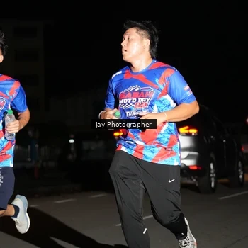 Runner Photo 6063995