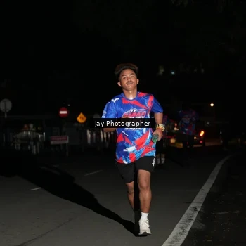 Runner Photo 6063999