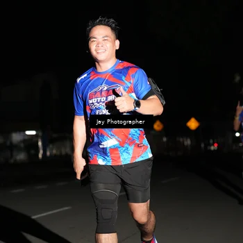 Runner Photo 6064009